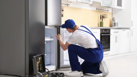 Réfrigérateur en panne : où trouver des pièces de rechange de qualité ?