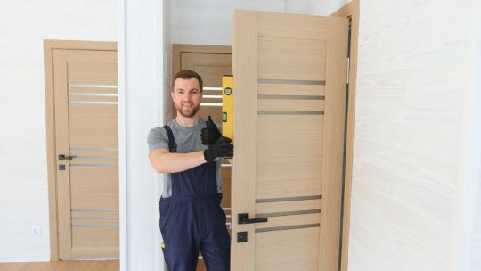 Les meilleurs matériaux pour fabriquer des menuiseries qui renforcent la sécurité de votre maison