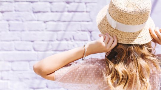 Comment choisir un chapeau adapté à la forme de votre visage ?