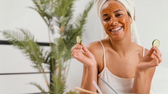Recettes de masques anti-âge à base d&rsquo;ingrédients naturels