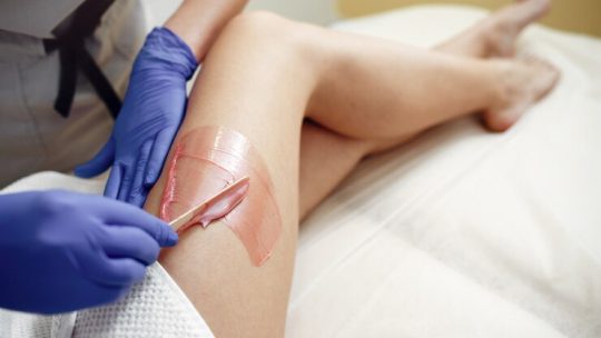 5 techniques d&rsquo;épilation à domicile pour débutants
