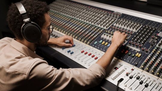 Tout savoir sur l’achat d’équipement audio : conseils et astuces