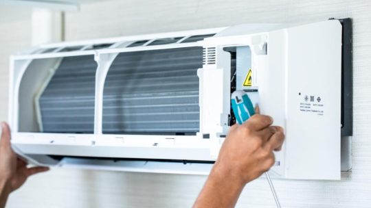 Quand et comment faire entretenir votre climatisation : guide pratique
