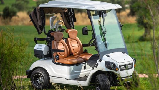 Optimisez votre golfette : les pièces essentielles pour une performance maximale