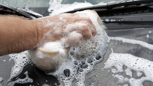 Les différentes techniques de lavage automobile