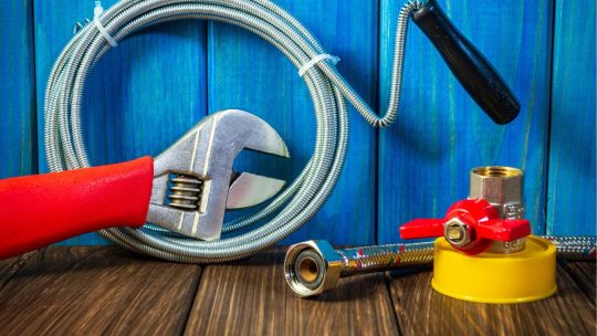 Les meilleures pratiques pour la rotation des stocks d&rsquo;outils de plomberie