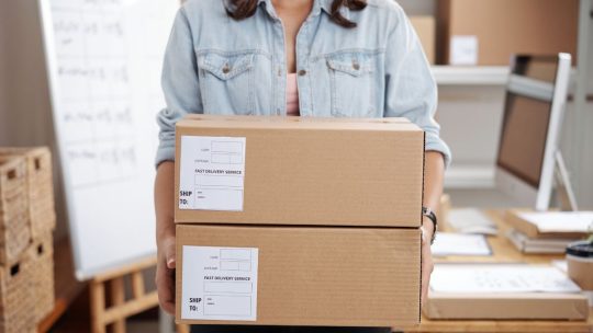 Comment étiqueter les cartons de déménagement pour une meilleure organisation ?