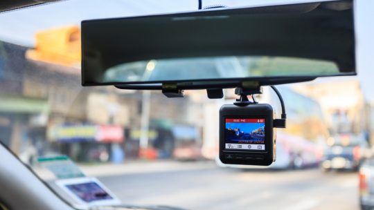Comparaison des meilleures caméras automobiles pour les conducteurs de longue distance