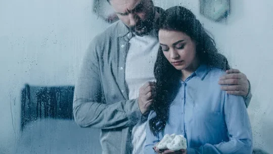 Au-delà du deuil : comment trouver espoir et sens après une perte ?
