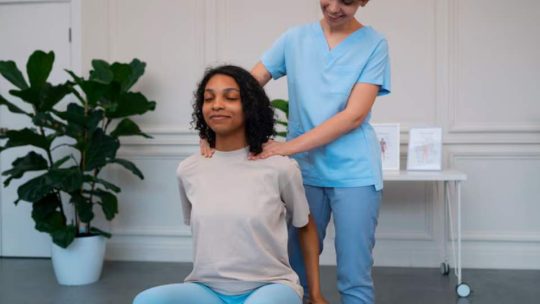 Pourquoi le massage Amma séduit les salariés en entreprise ?
