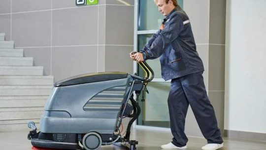 Réparation d&rsquo;autolaveuses et balayeuses : redonnez de la performance à vos sols